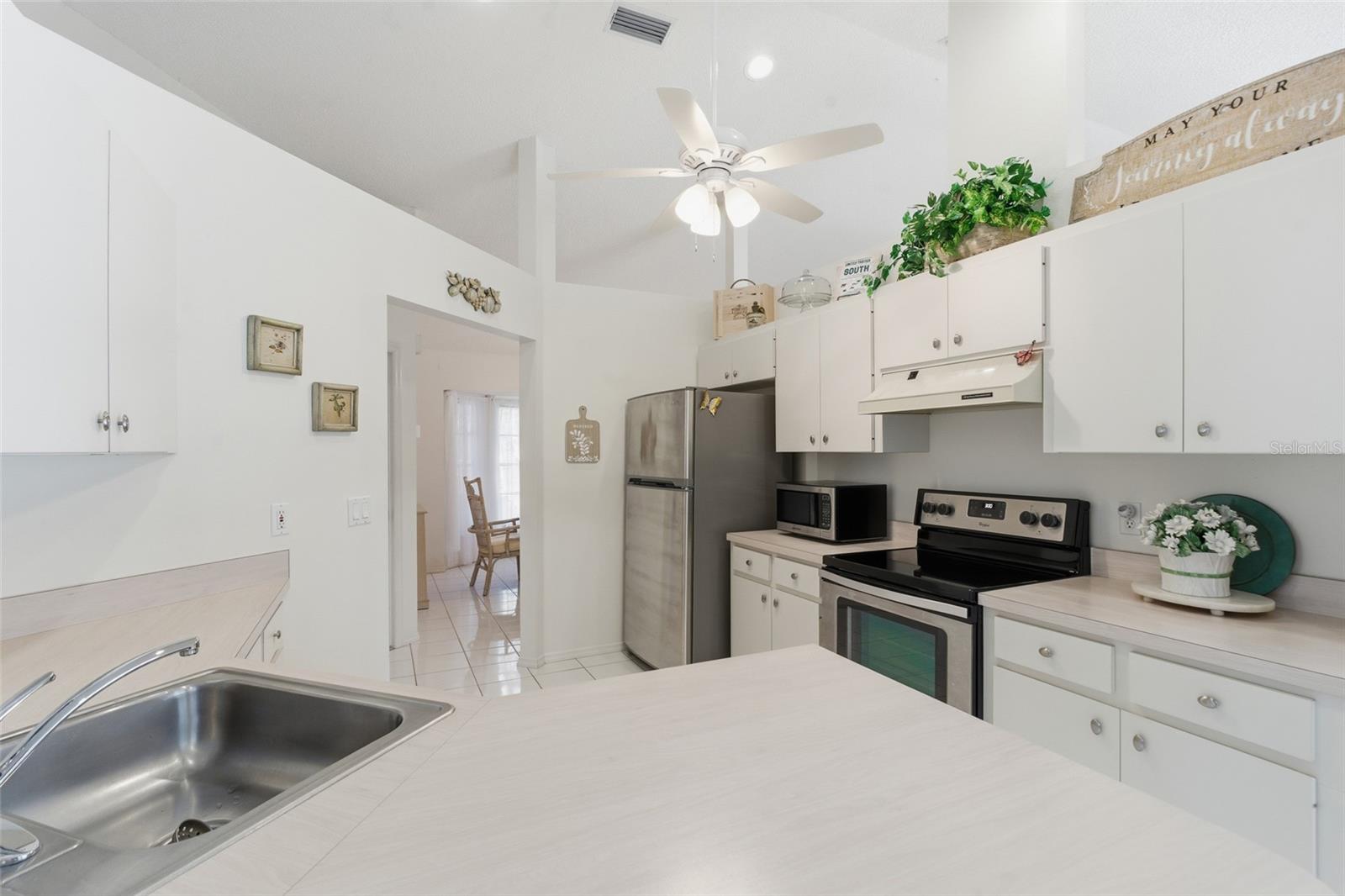 Image 12 of 39 For 4213 Persian Lane