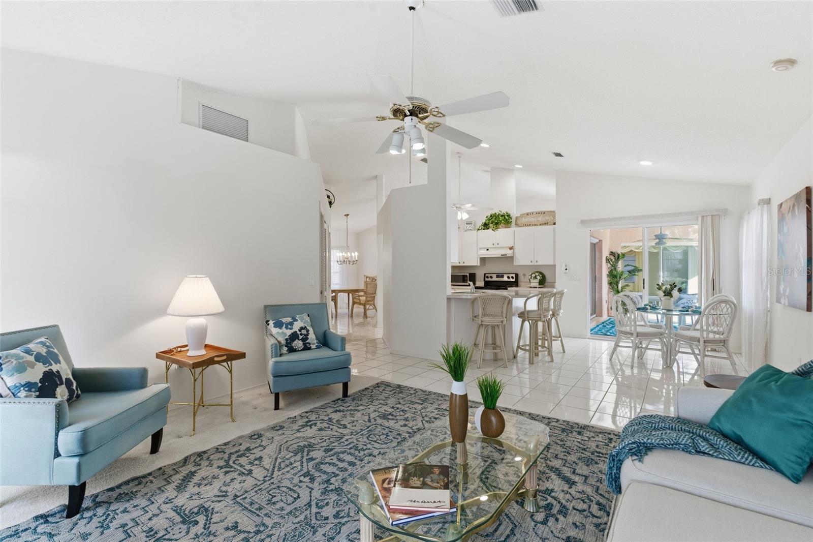 Image 18 of 39 For 4213 Persian Lane