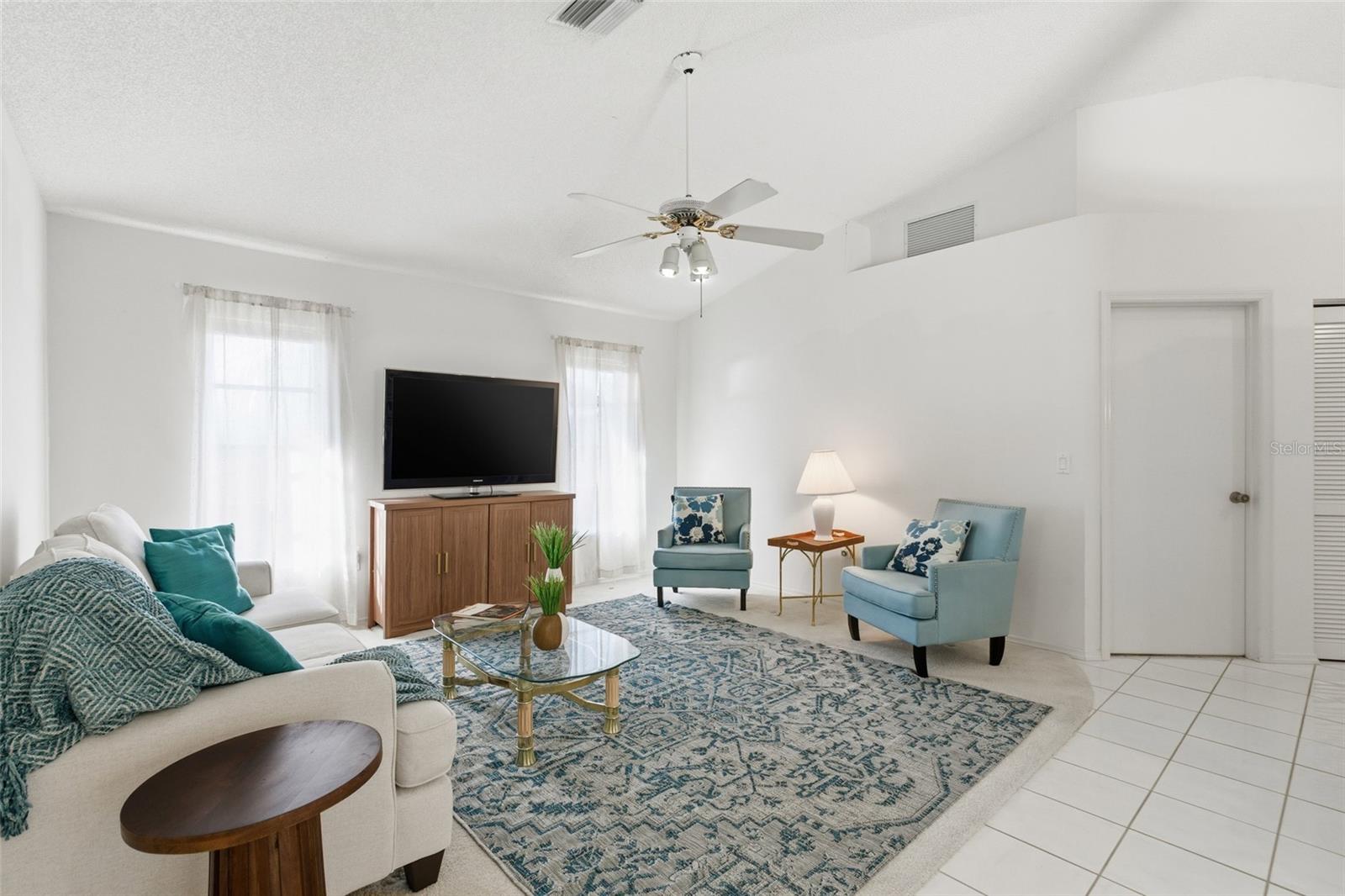 Image 19 of 39 For 4213 Persian Lane