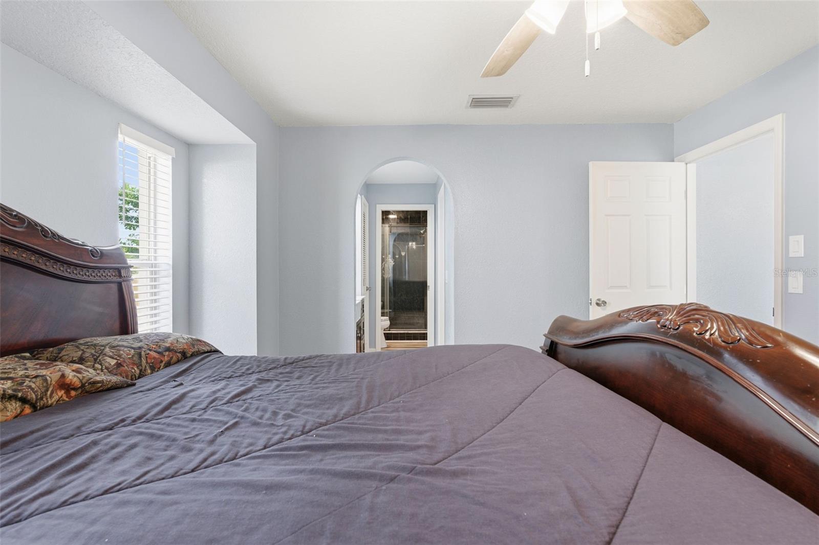 Image 15 of 34 For 520 Meridan Avenue Nw