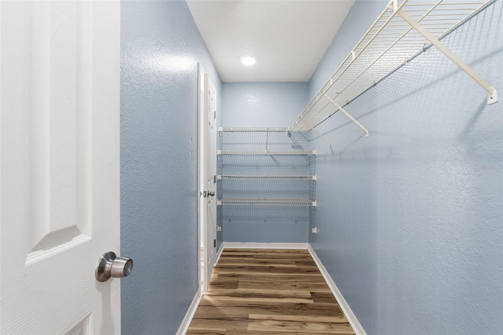 Image 24 of 34 For 520 Meridan Avenue Nw