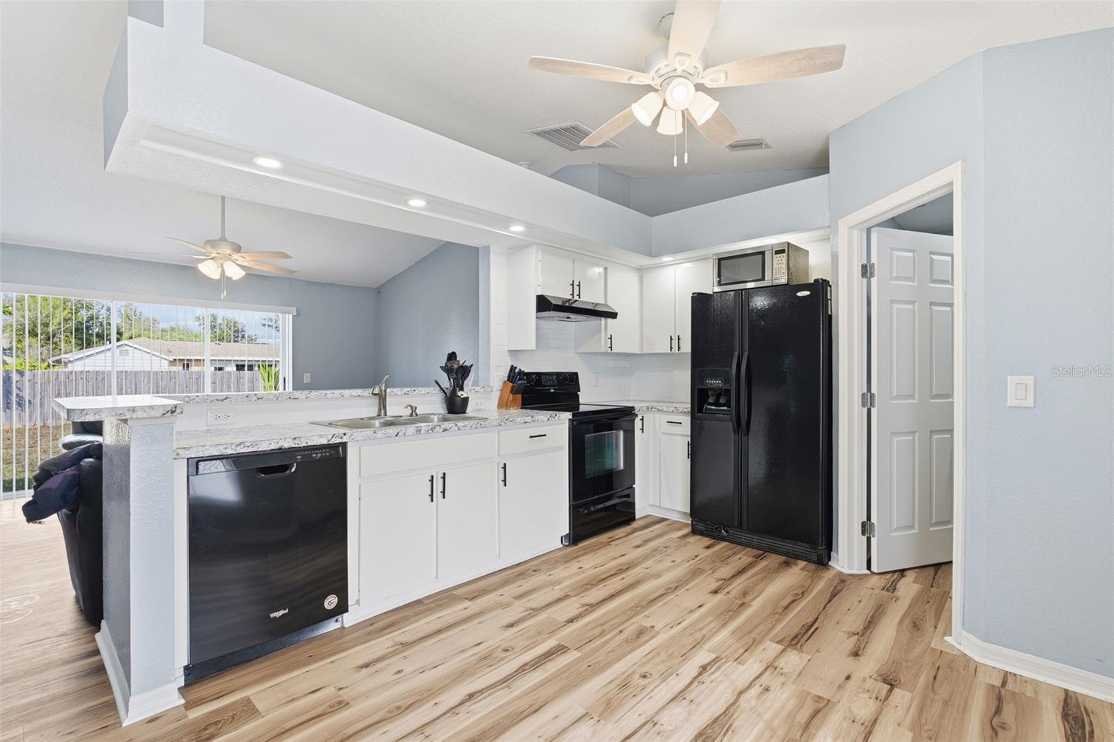 Image 5 of 34 For 520 Meridan Avenue Nw