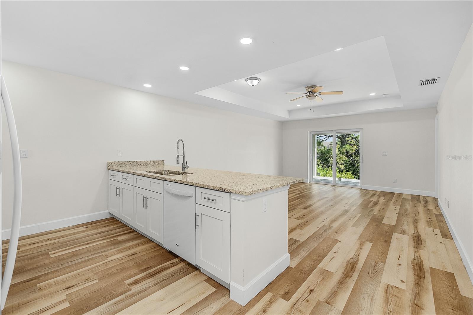 Image 12 of 47 For 16810-16812 San Edmundo Road