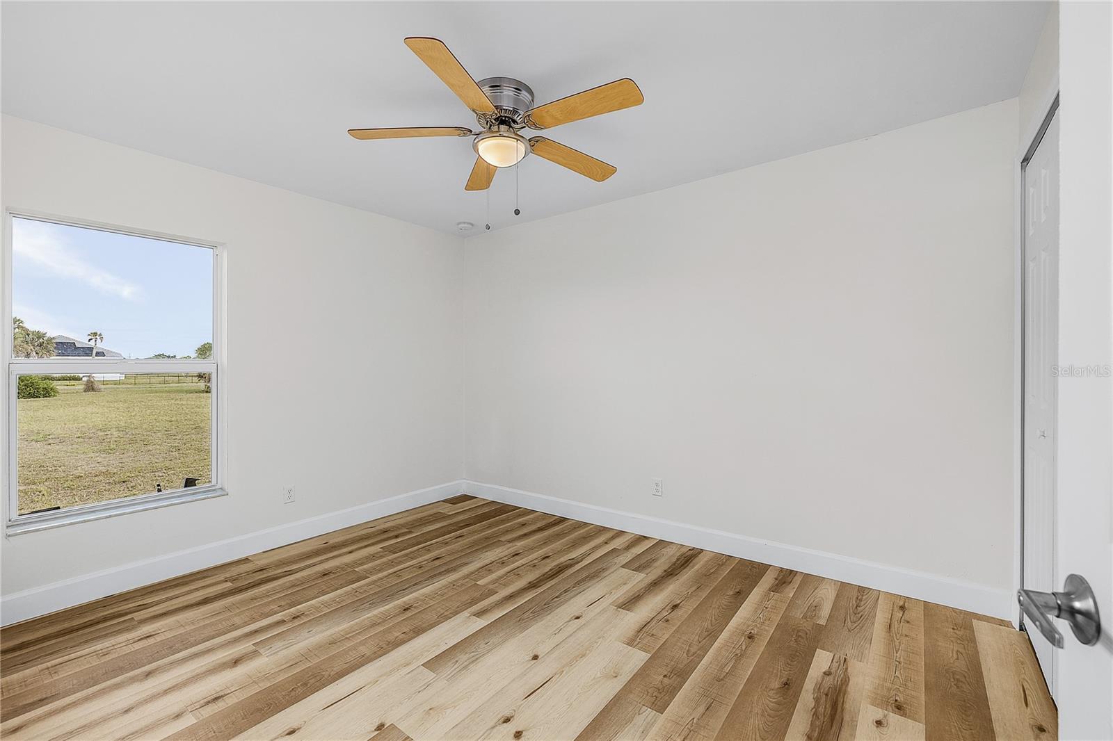 Image 30 of 47 For 16810-16812 San Edmundo Road
