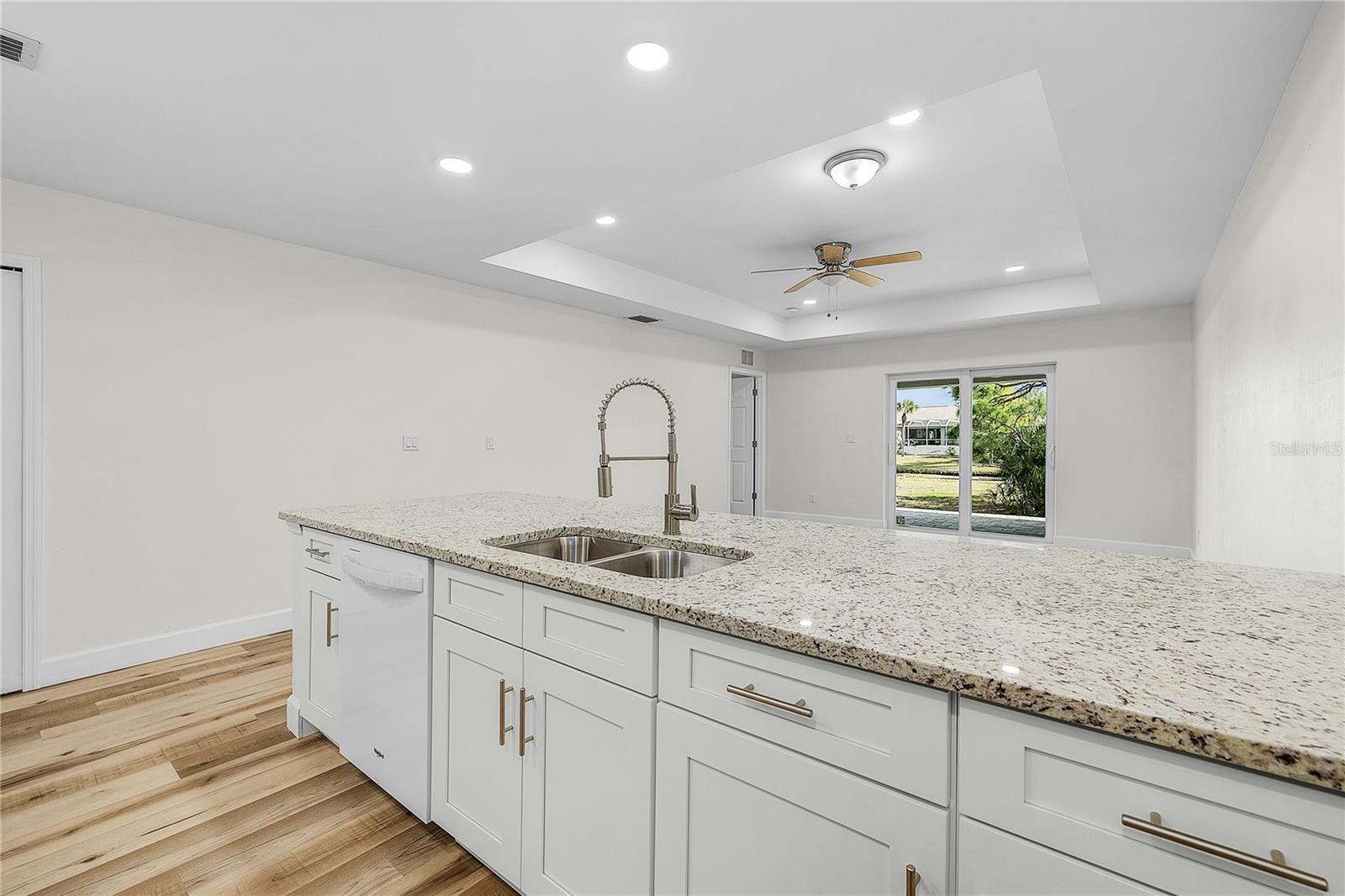 Image 38 of 47 For 16810-16812 San Edmundo Road