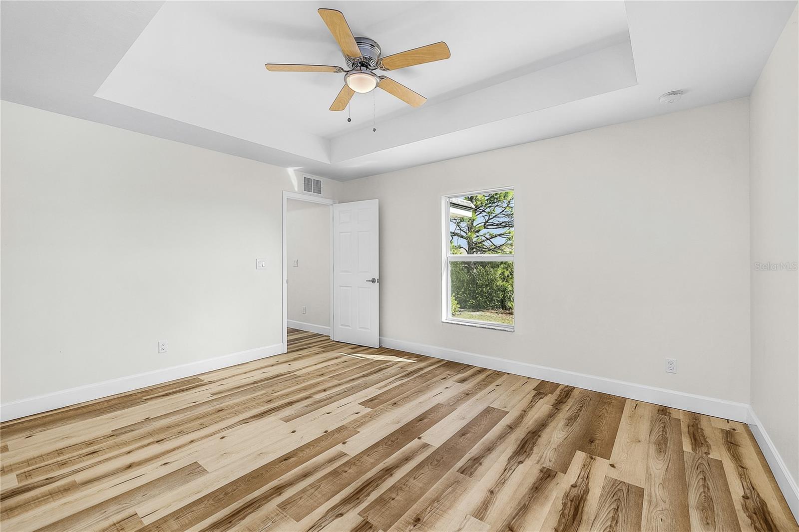 Image 40 of 47 For 16810-16812 San Edmundo Road
