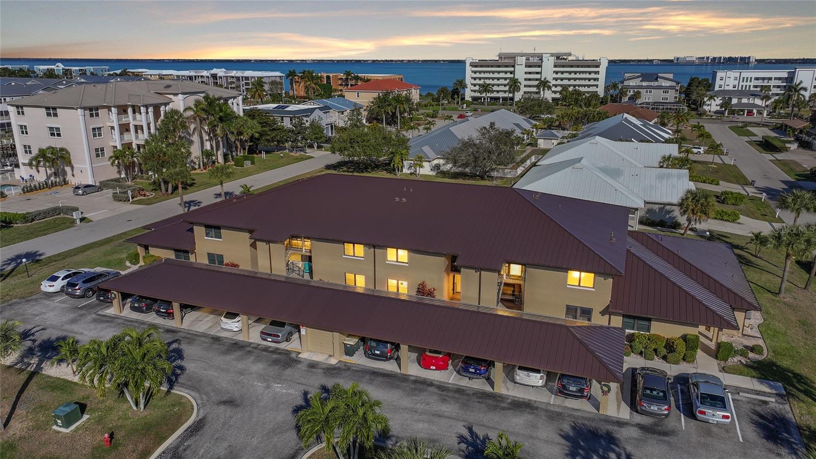 Image 2 of 45 For 240 Lewis Circle 513