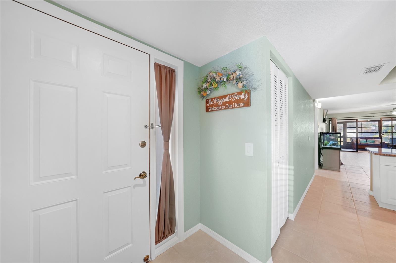 Image 6 of 45 For 240 Lewis Circle 513