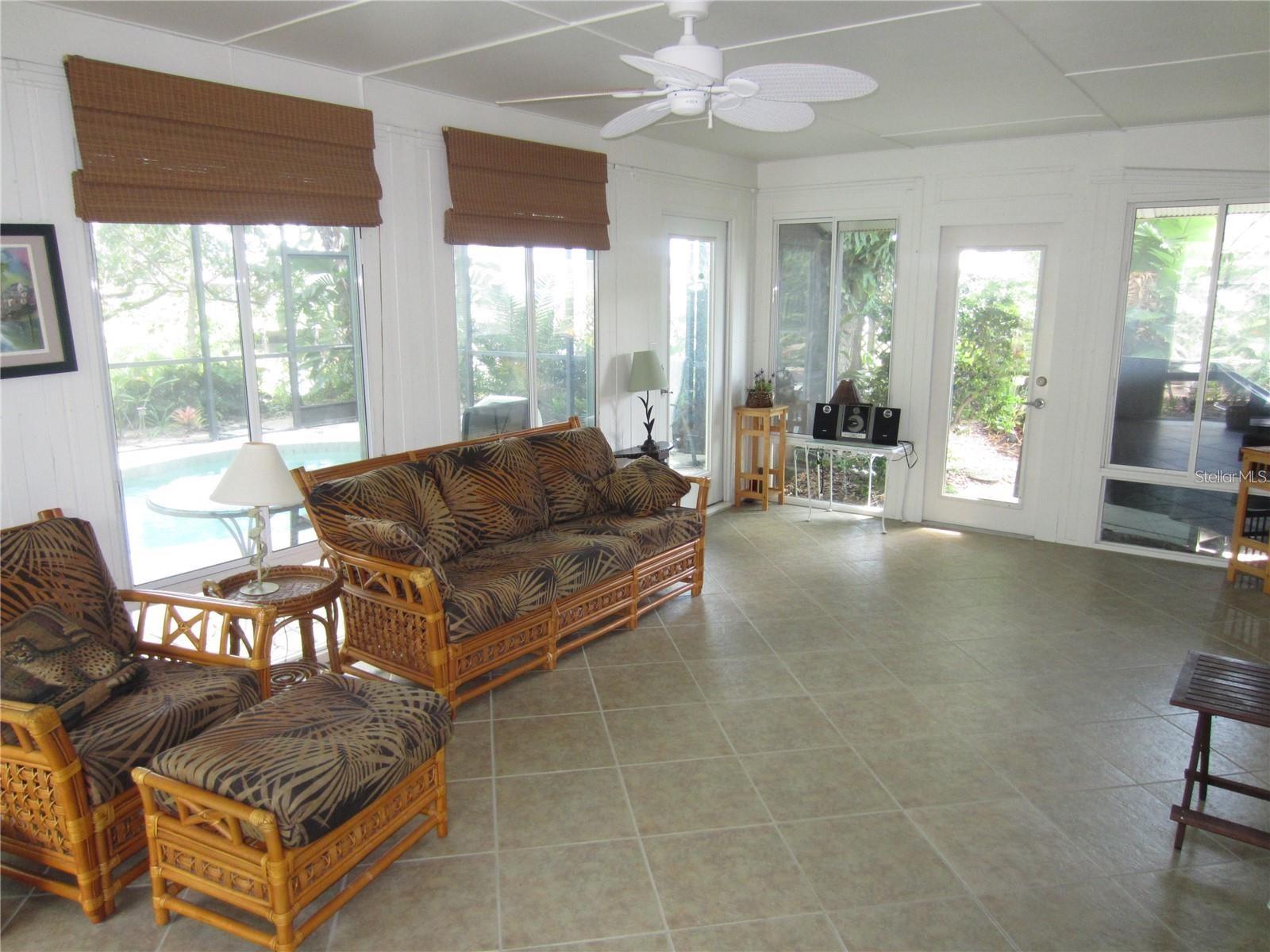 Image 3 of 10 For 489 Tarpon Boulevard Nw