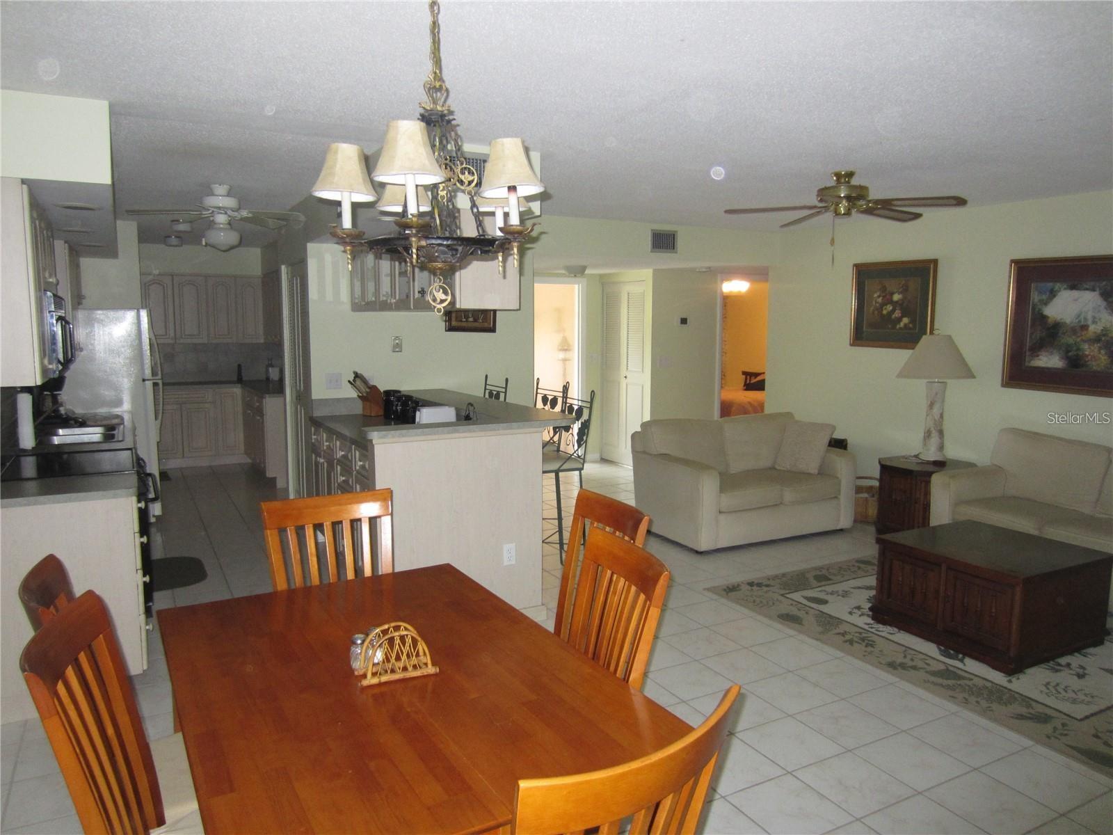 Image 9 of 10 For 489 Tarpon Boulevard Nw