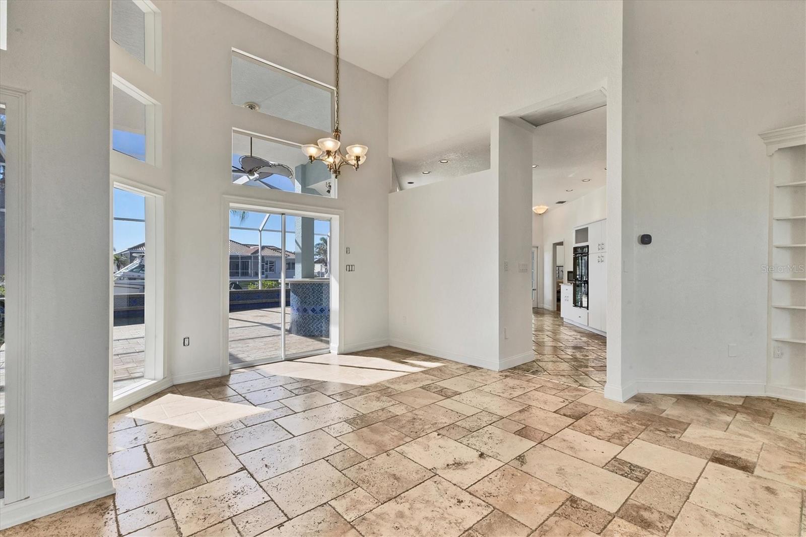 Image 14 of 50 For 1121 Hawks Nest Court