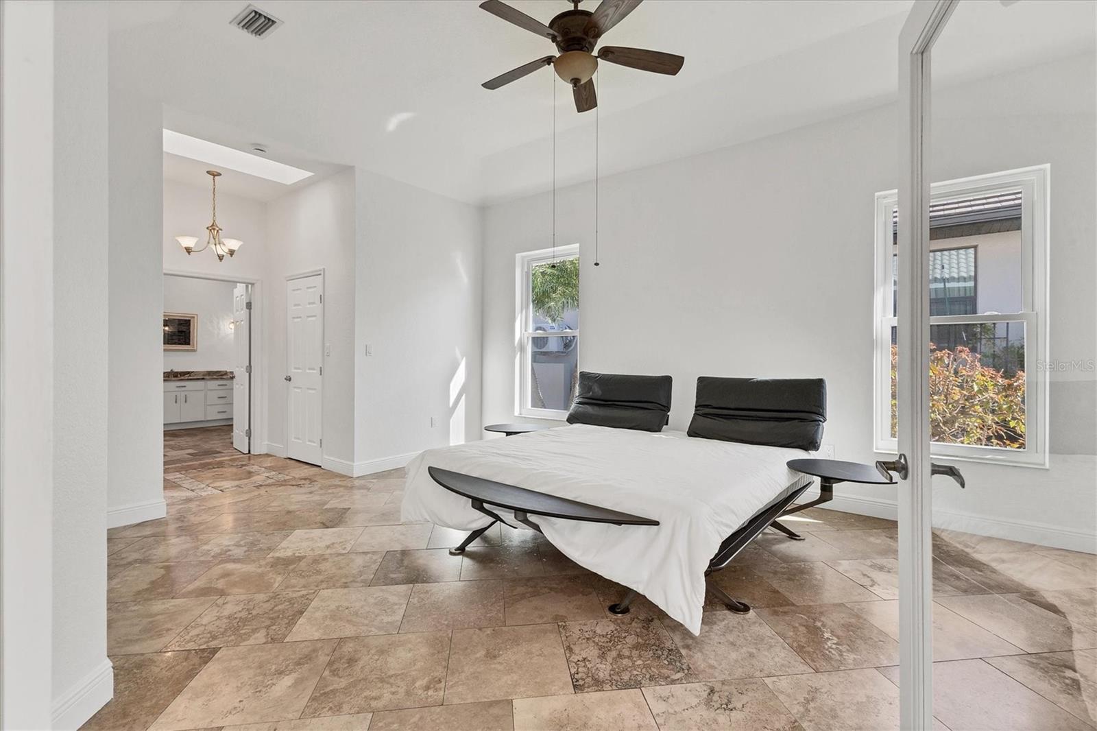 Image 23 of 50 For 1121 Hawks Nest Court