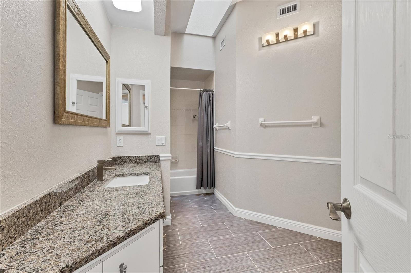 Image 31 of 50 For 1121 Hawks Nest Court