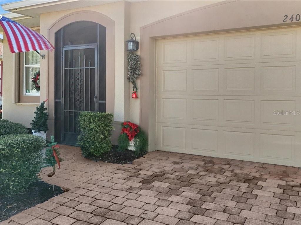 Image 12 of 44 For 24040 Canal Street