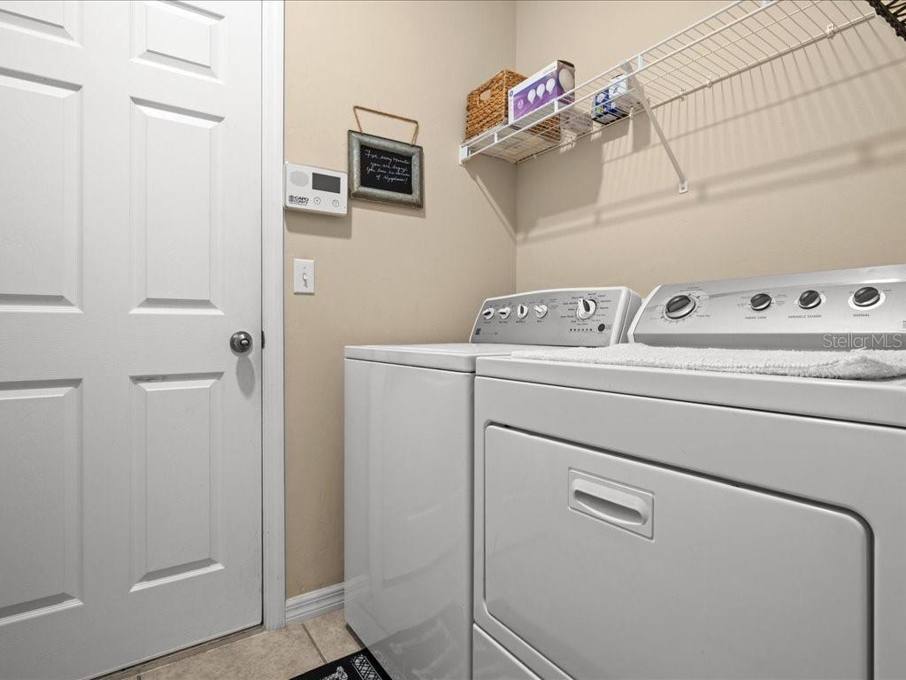 Image 32 of 44 For 24040 Canal Street