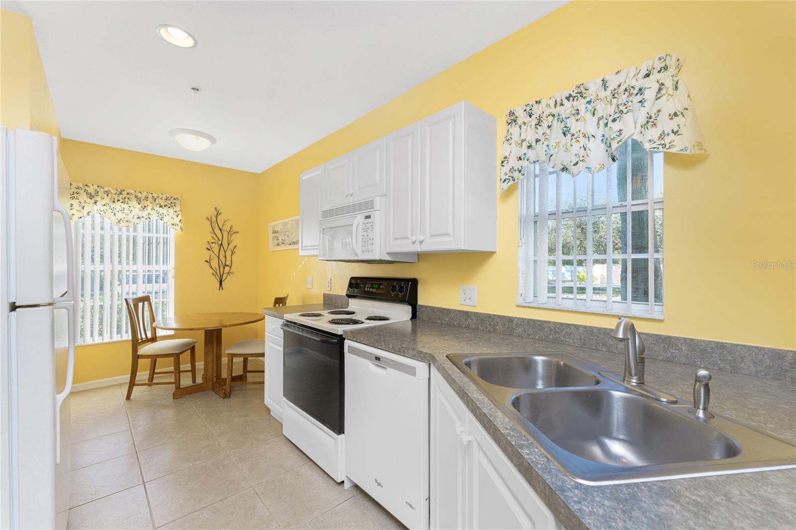 Image 7 of 32 For 2160 Heron Lake Drive 101