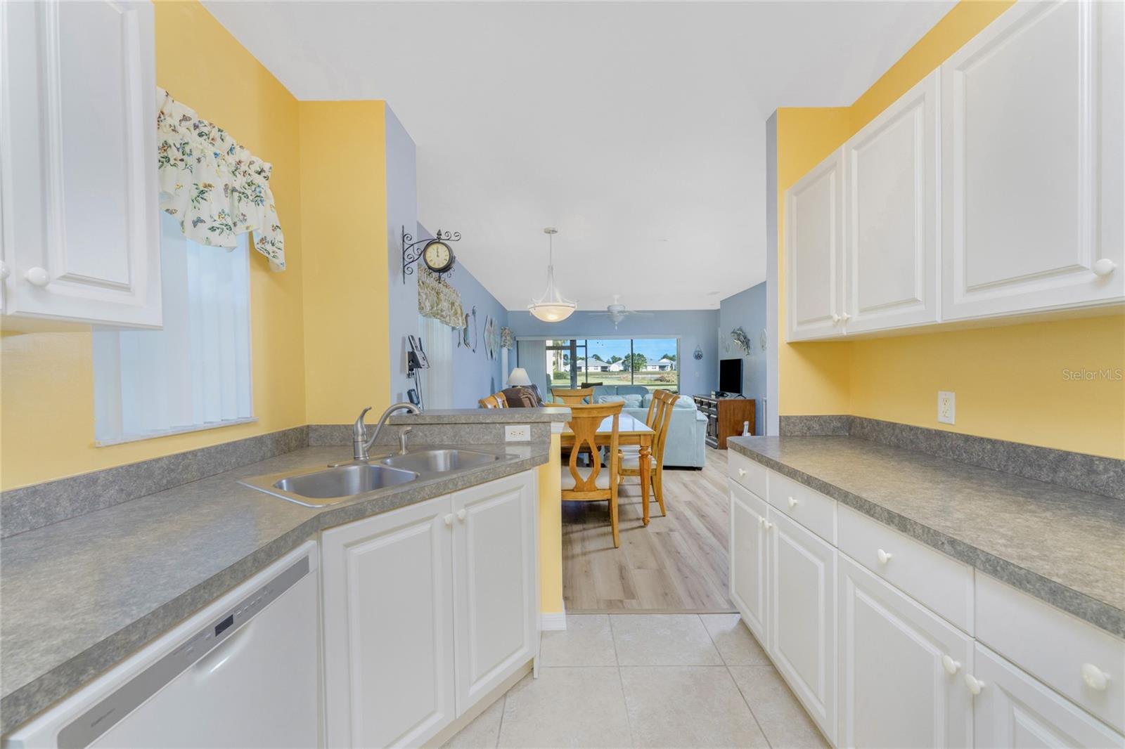 Image 9 of 32 For 2160 Heron Lake Drive 101