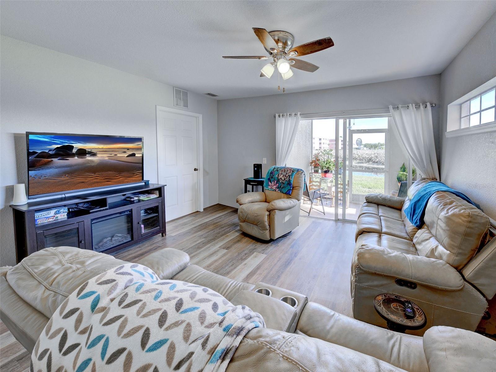 Image 17 of 53 For 2180 Heron Lake Drive 104