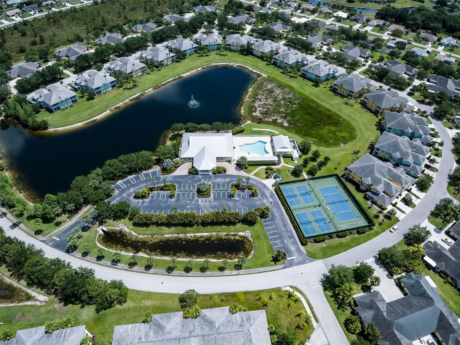 Image 39 of 53 For 2180 Heron Lake Drive 104