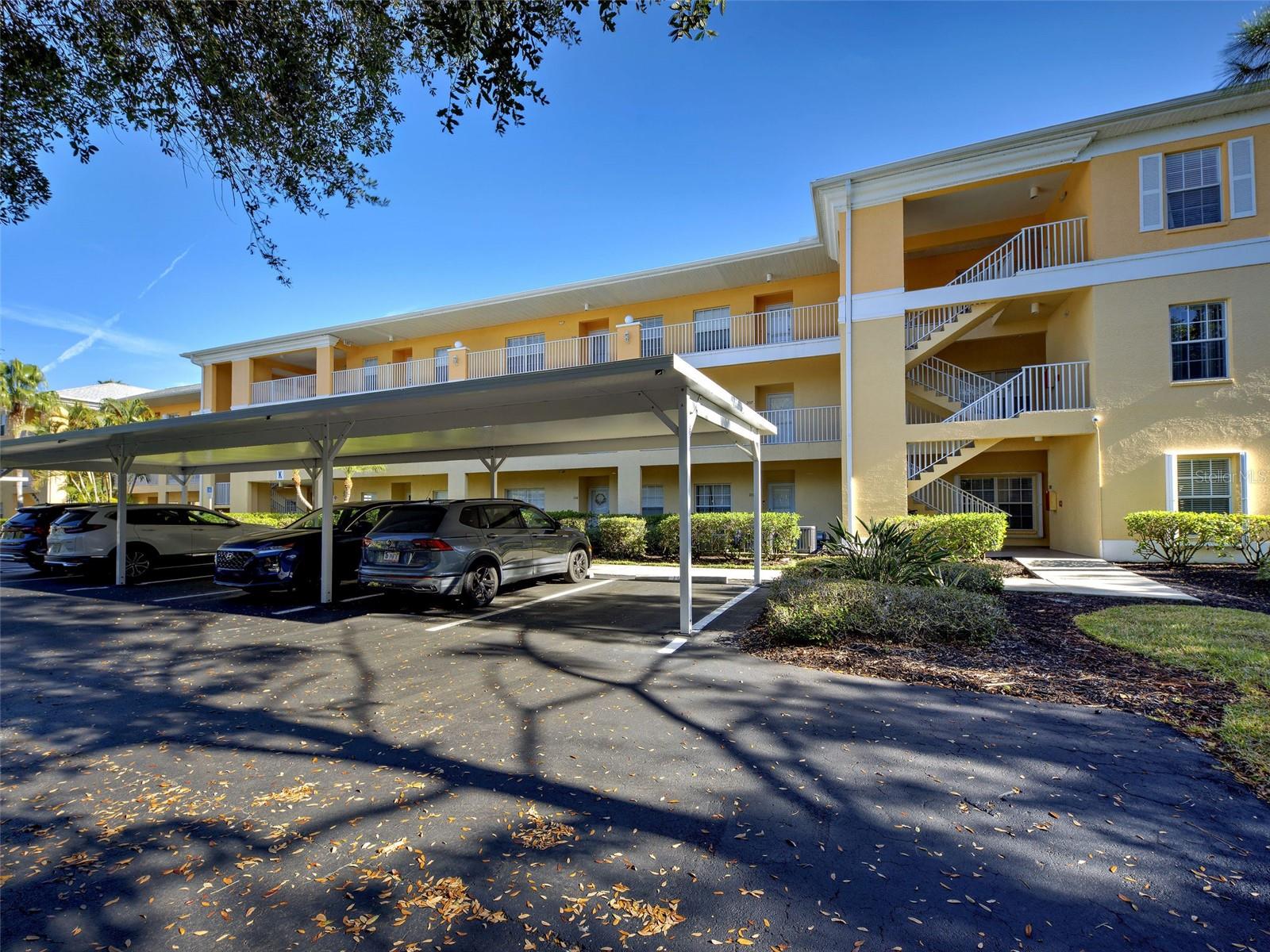 Image 6 of 53 For 2180 Heron Lake Drive 104