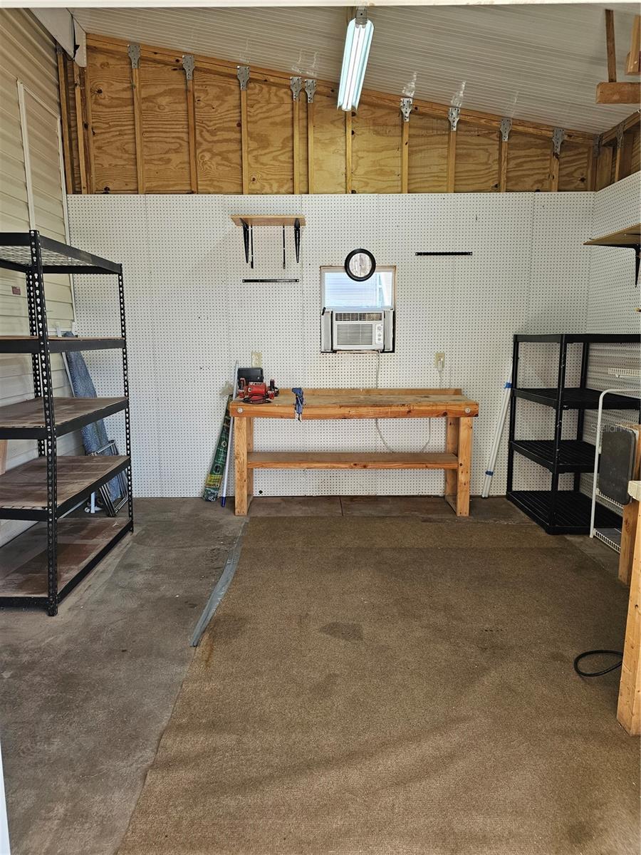 Image 25 of 32 For 27 Freeman Avenue