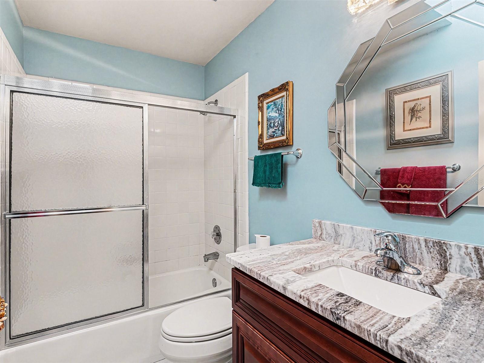 Image 13 of 34 For 25188 Marion Avenue 45