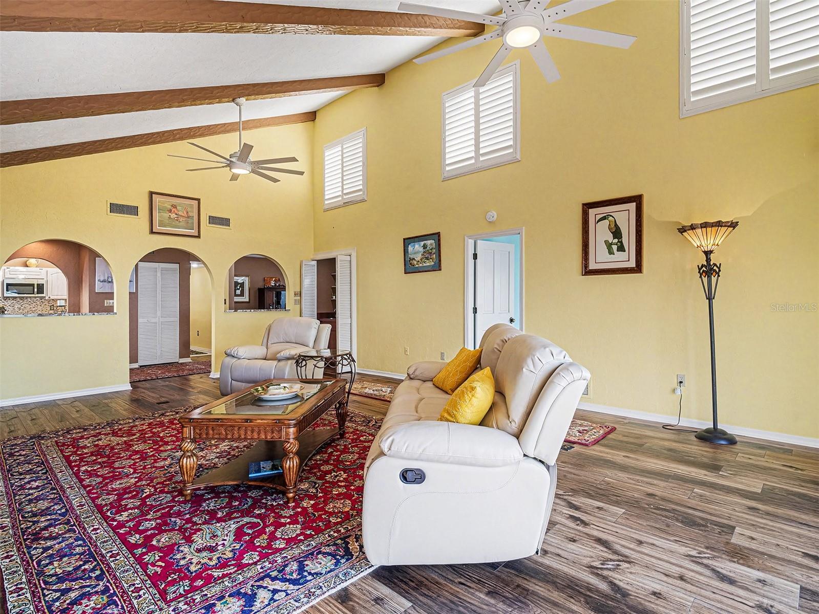 Image 23 of 34 For 25188 Marion Avenue 45