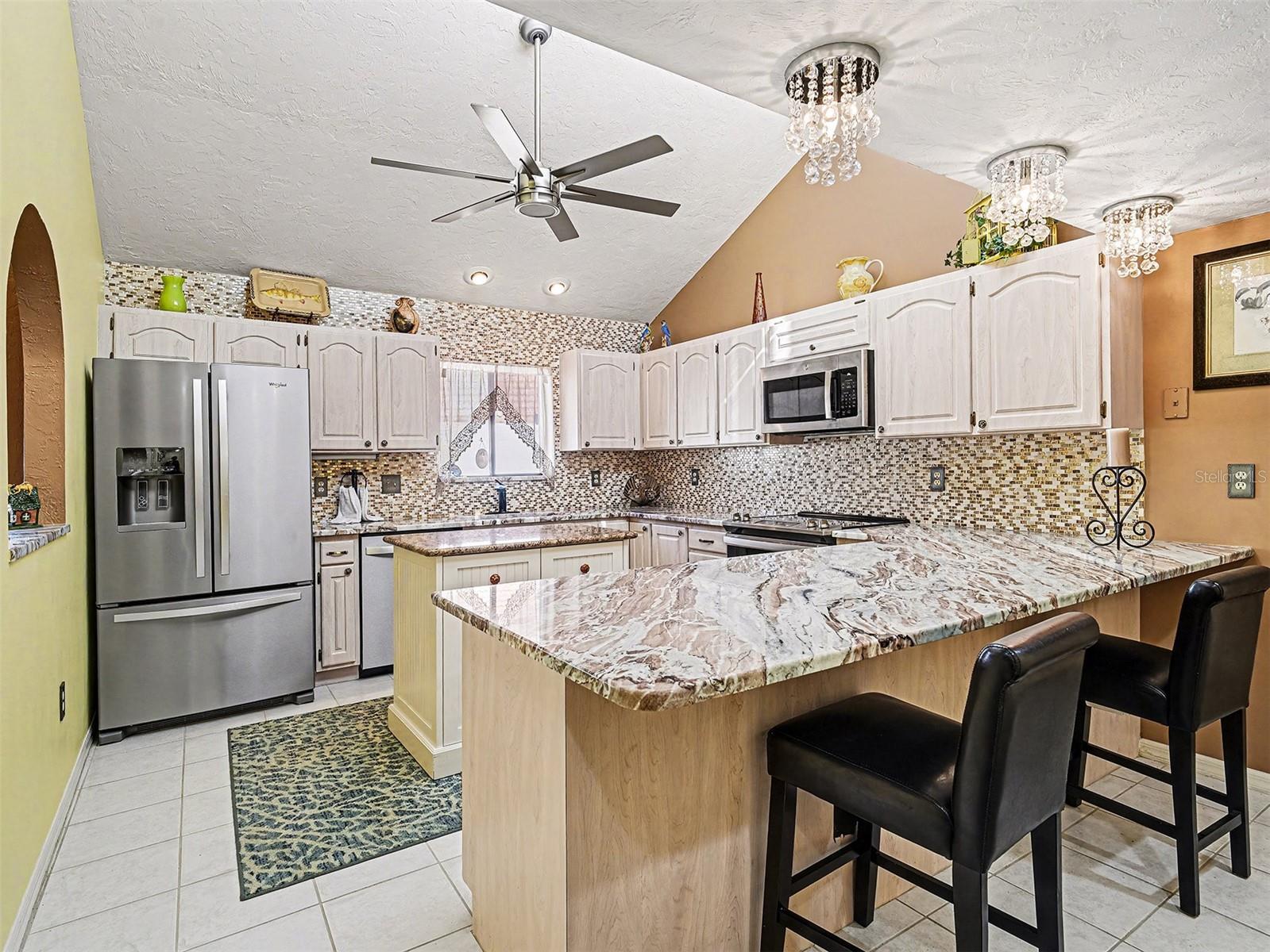 Image 6 of 34 For 25188 Marion Avenue 45