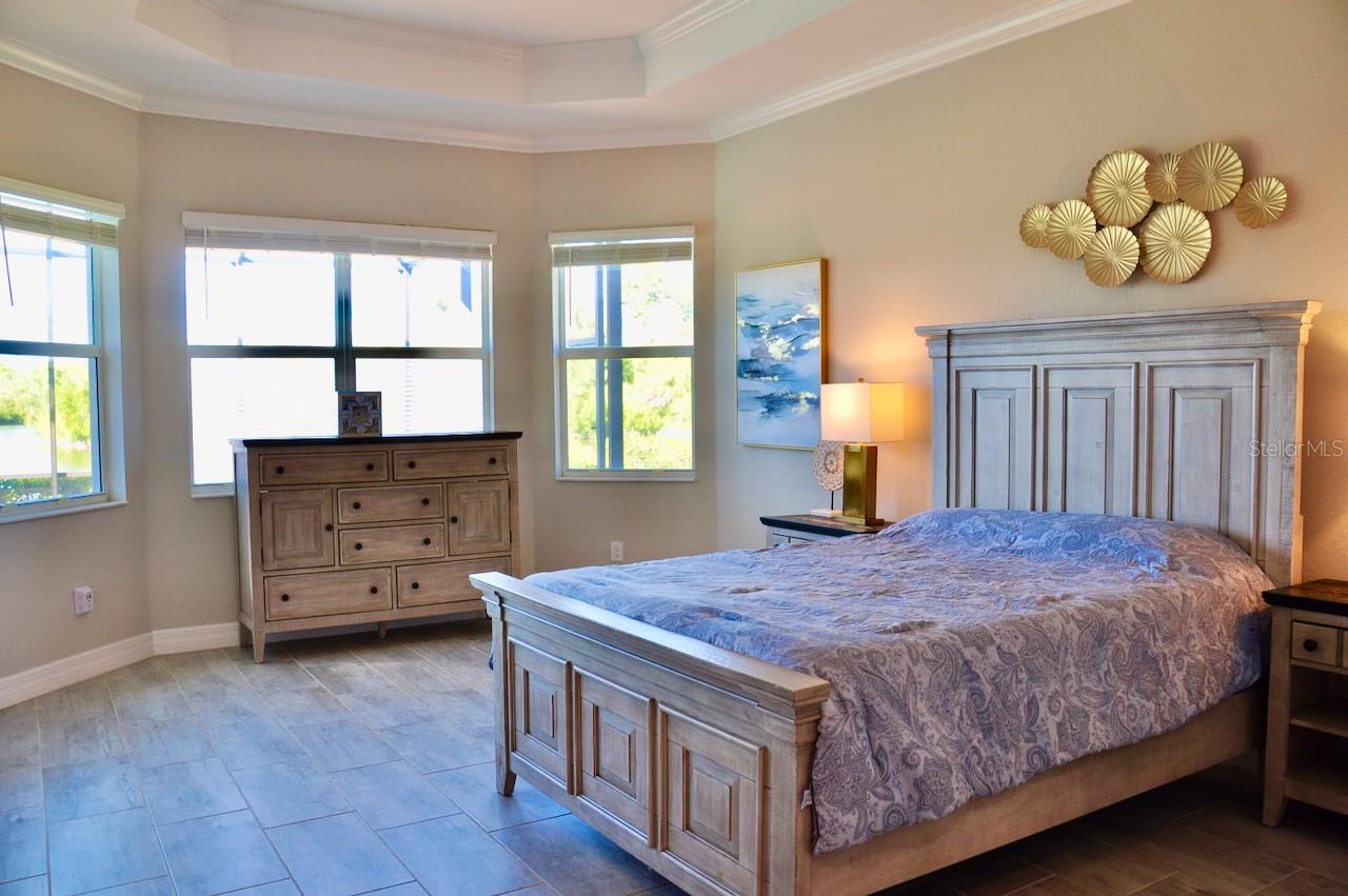 Image 54 of 96 For 15080 Spanish Point Drive