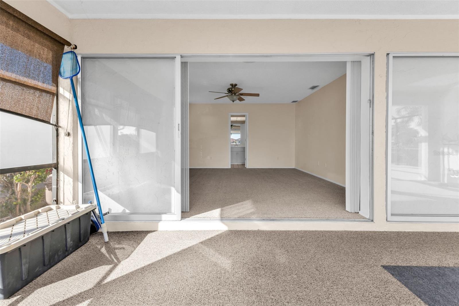 Image 17 of 35 For 944 Genoa Court