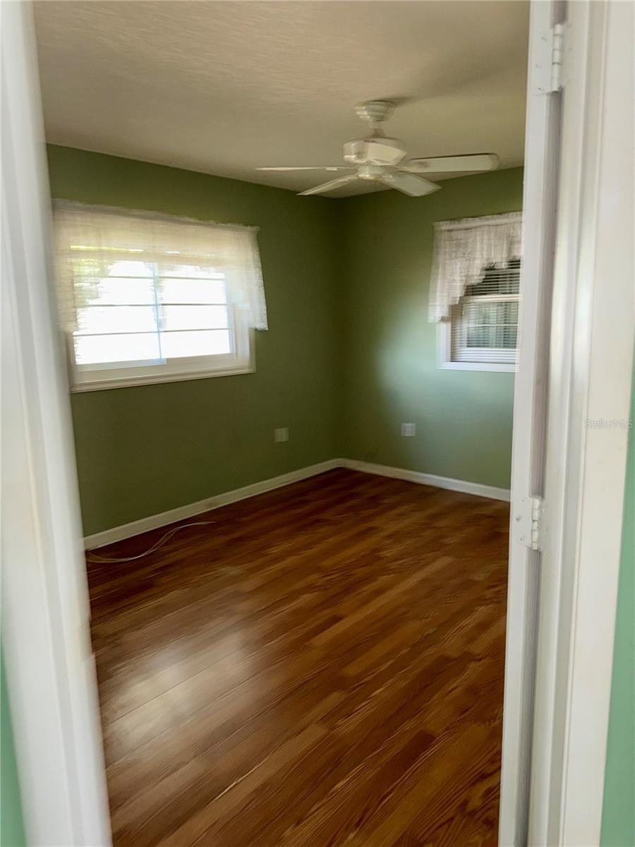 Image 16 of 66 For 1107 Barbour Avenue