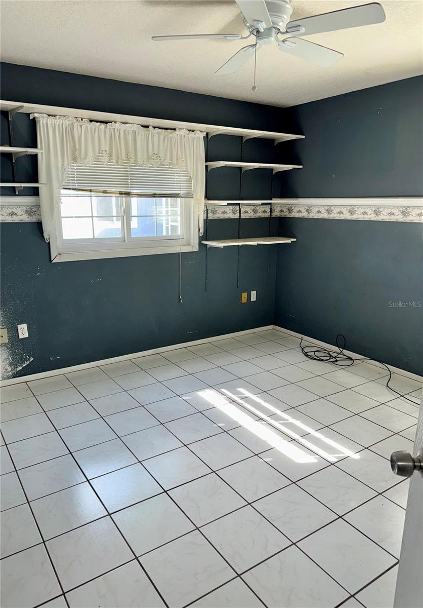 Image 17 of 66 For 1107 Barbour Avenue