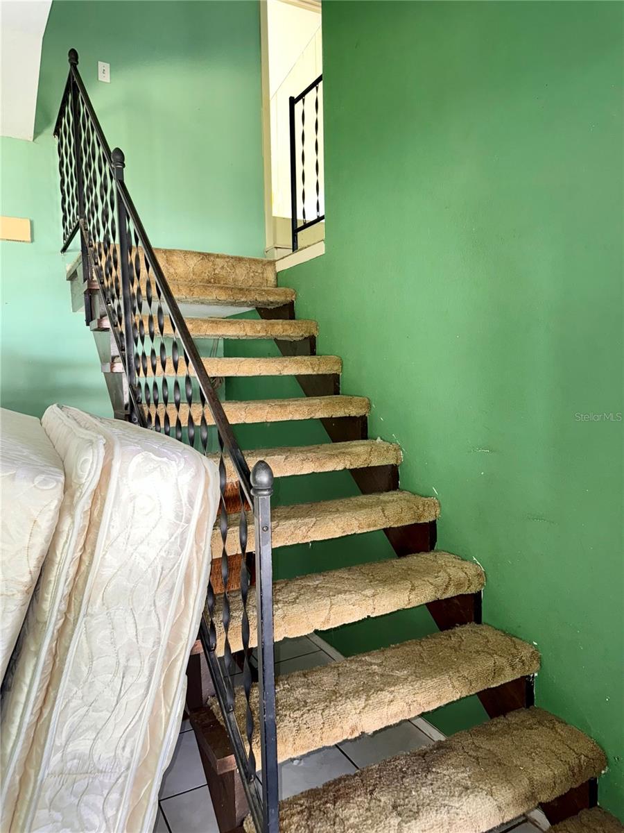 Image 19 of 66 For 1107 Barbour Avenue