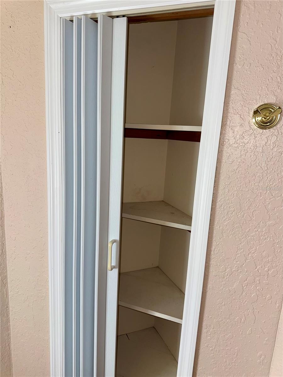 Image 31 of 66 For 1107 Barbour Avenue