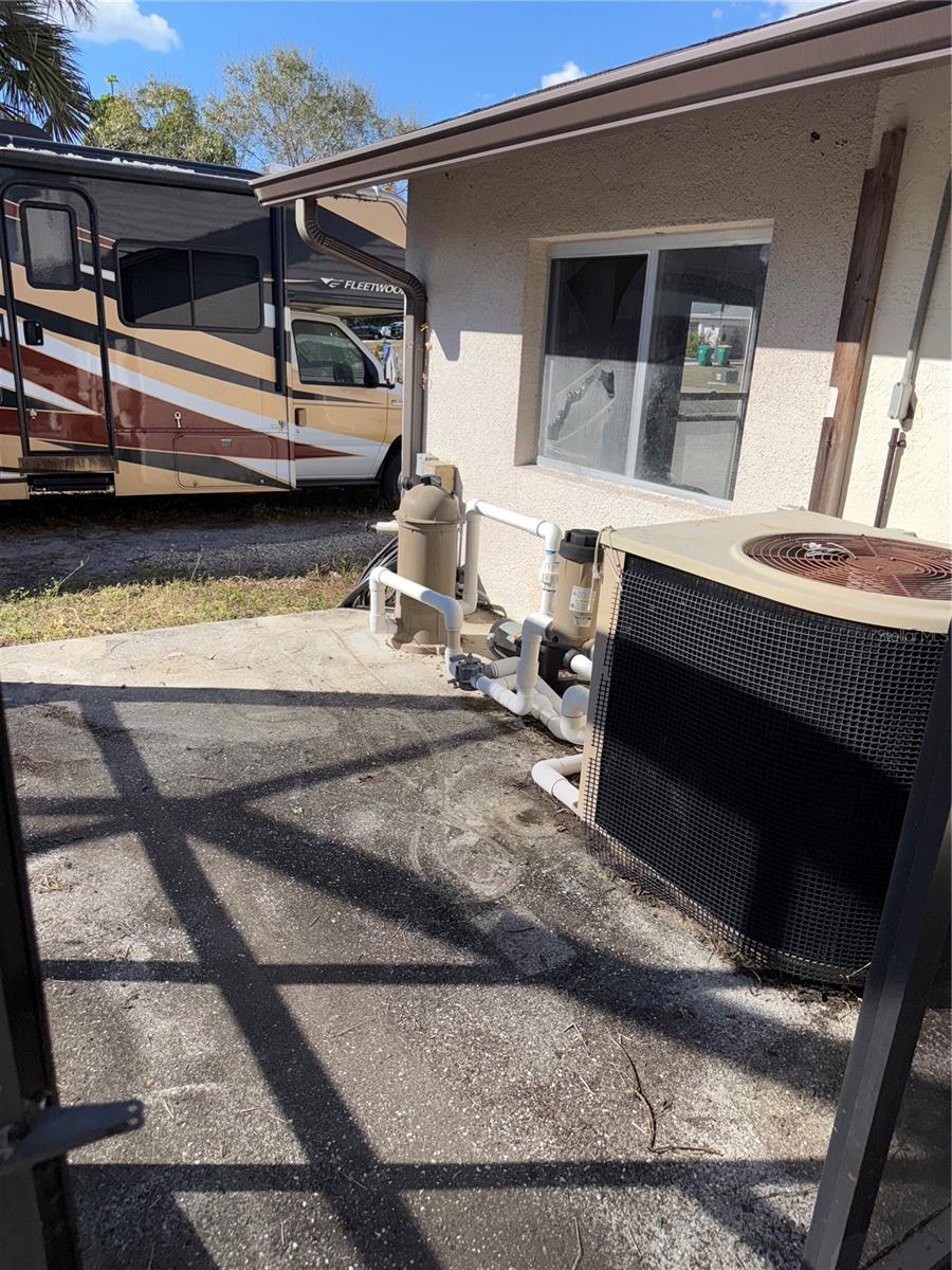 Image 52 of 66 For 1107 Barbour Avenue