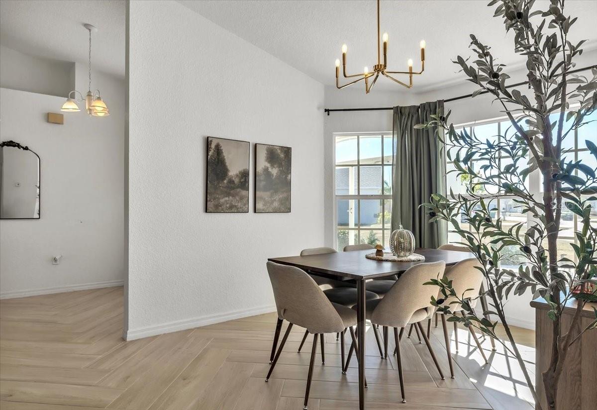 Image 27 of 67 For 320 Tandil Street