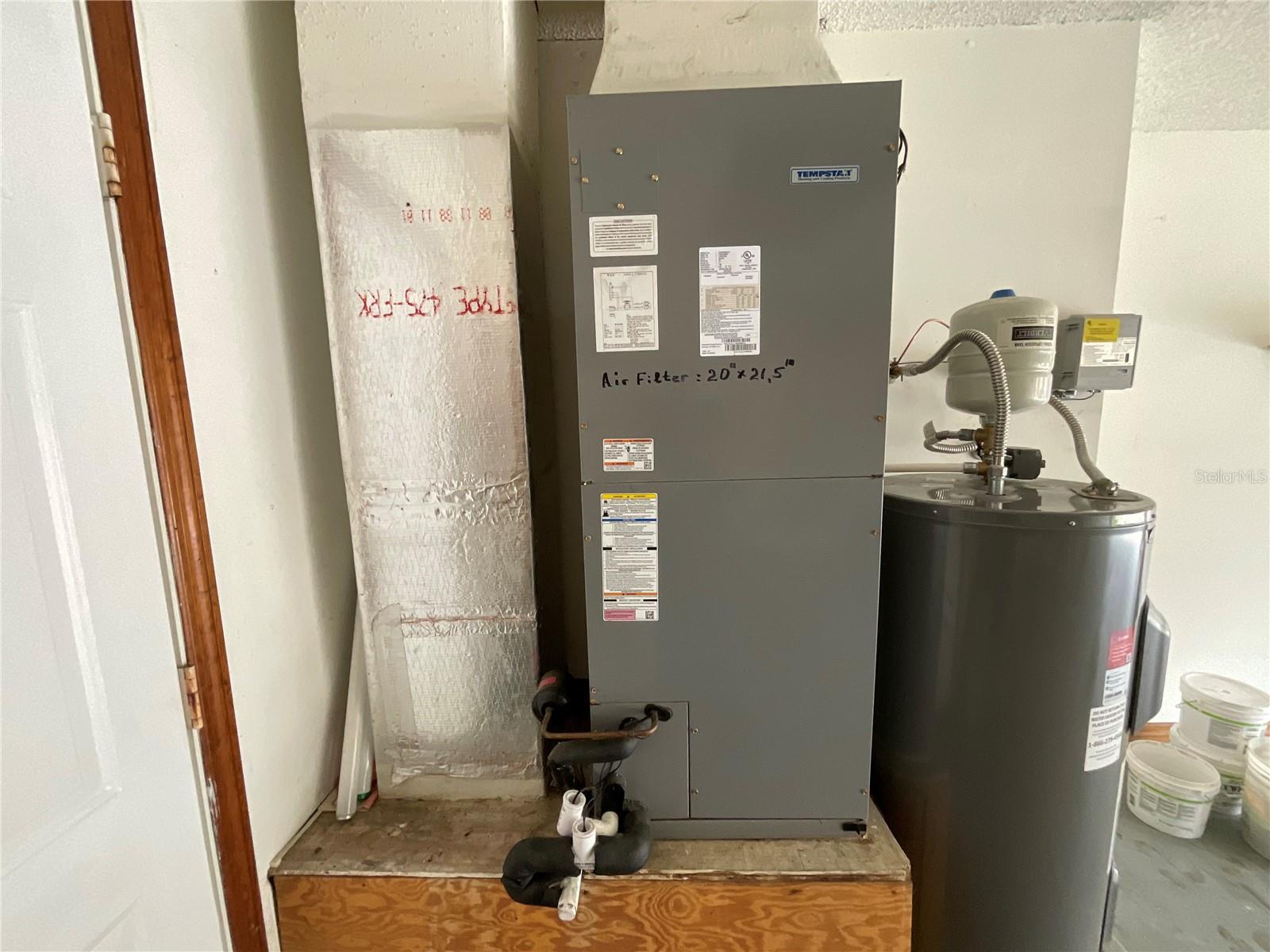 Image 39 of 48 For 41 Brewster Lane