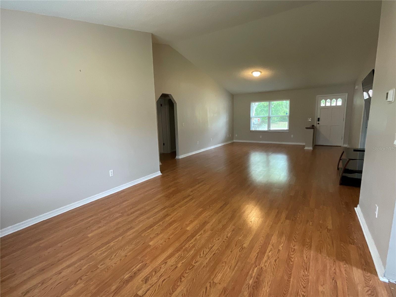 Image 8 of 48 For 41 Brewster Lane