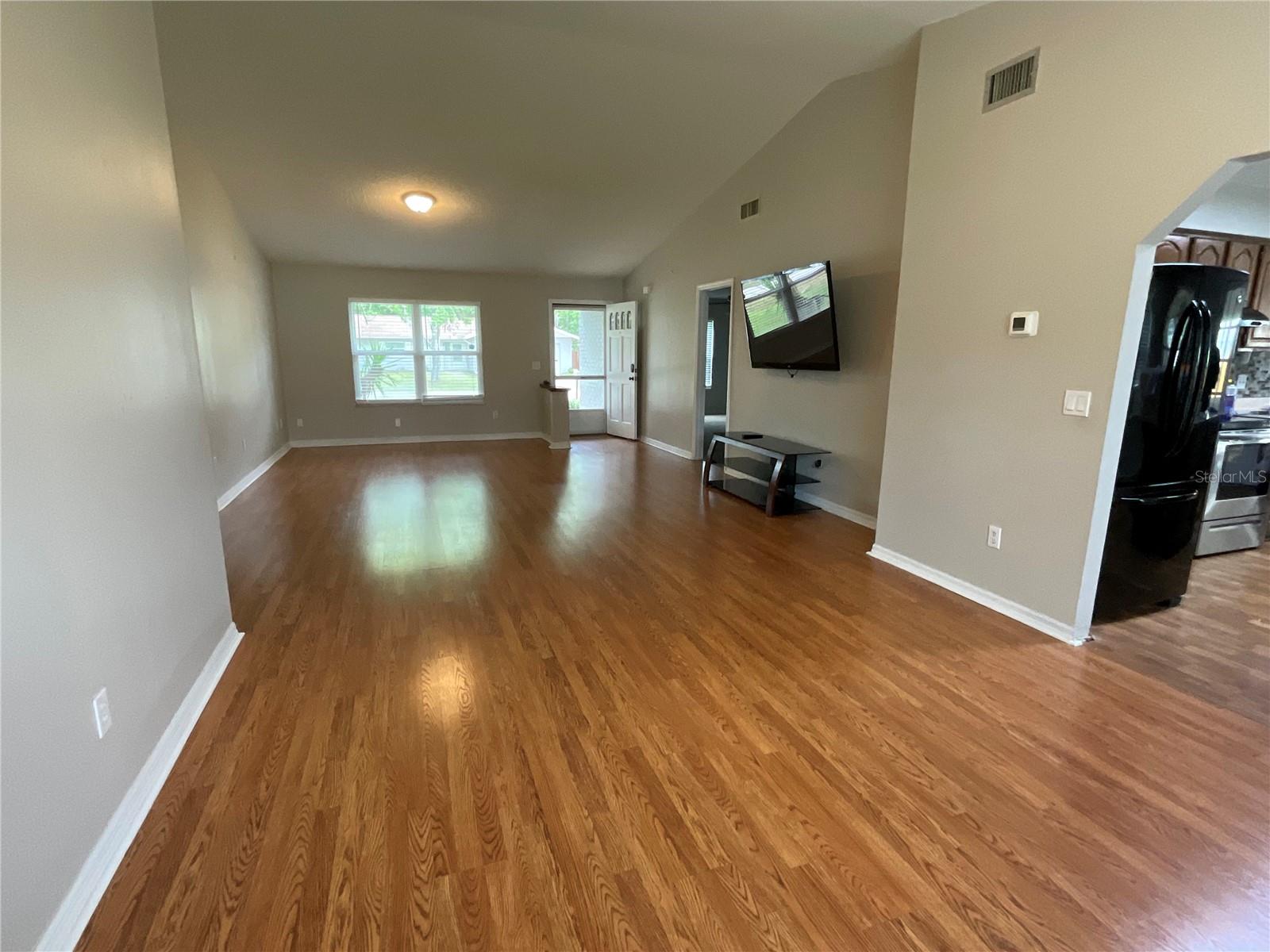 Image 9 of 48 For 41 Brewster Lane