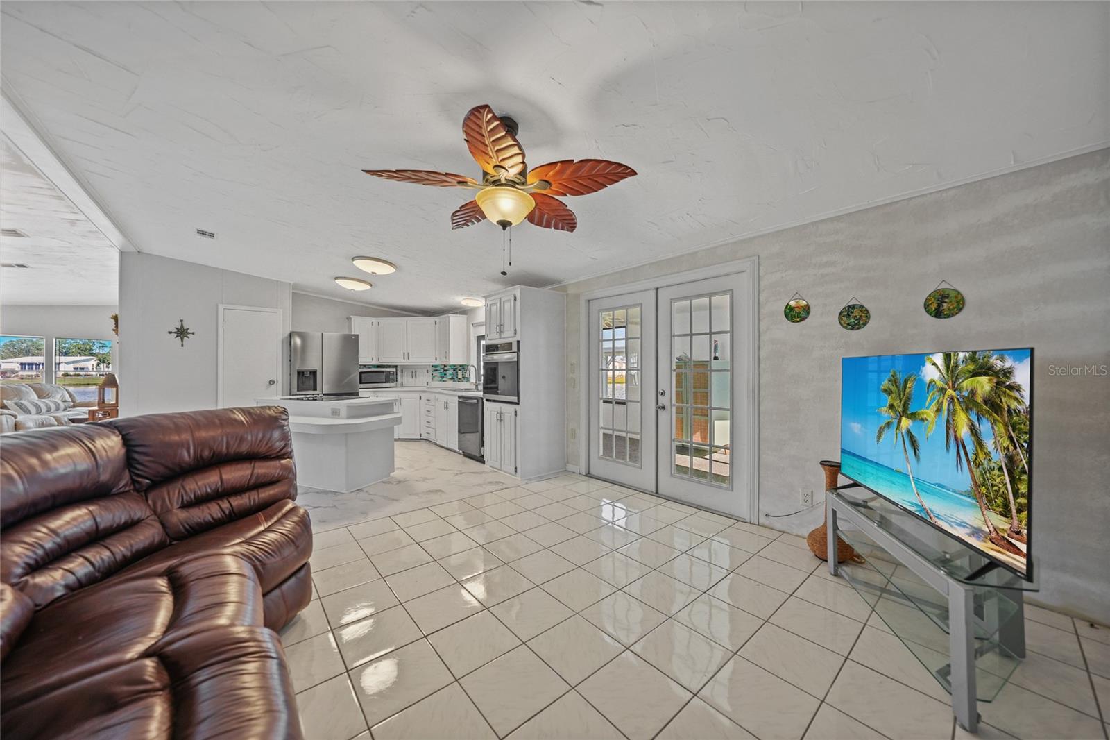 Image 18 of 67 For 495 Schooner Street