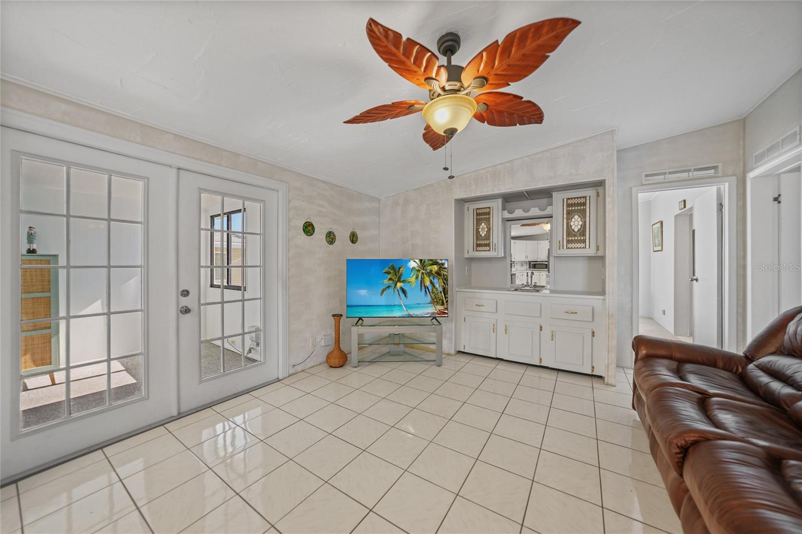 Image 19 of 67 For 495 Schooner Street