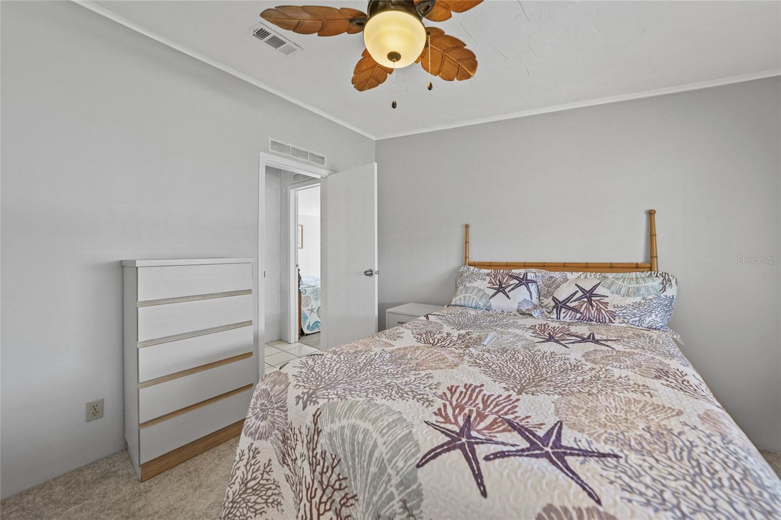 Image 26 of 67 For 495 Schooner Street