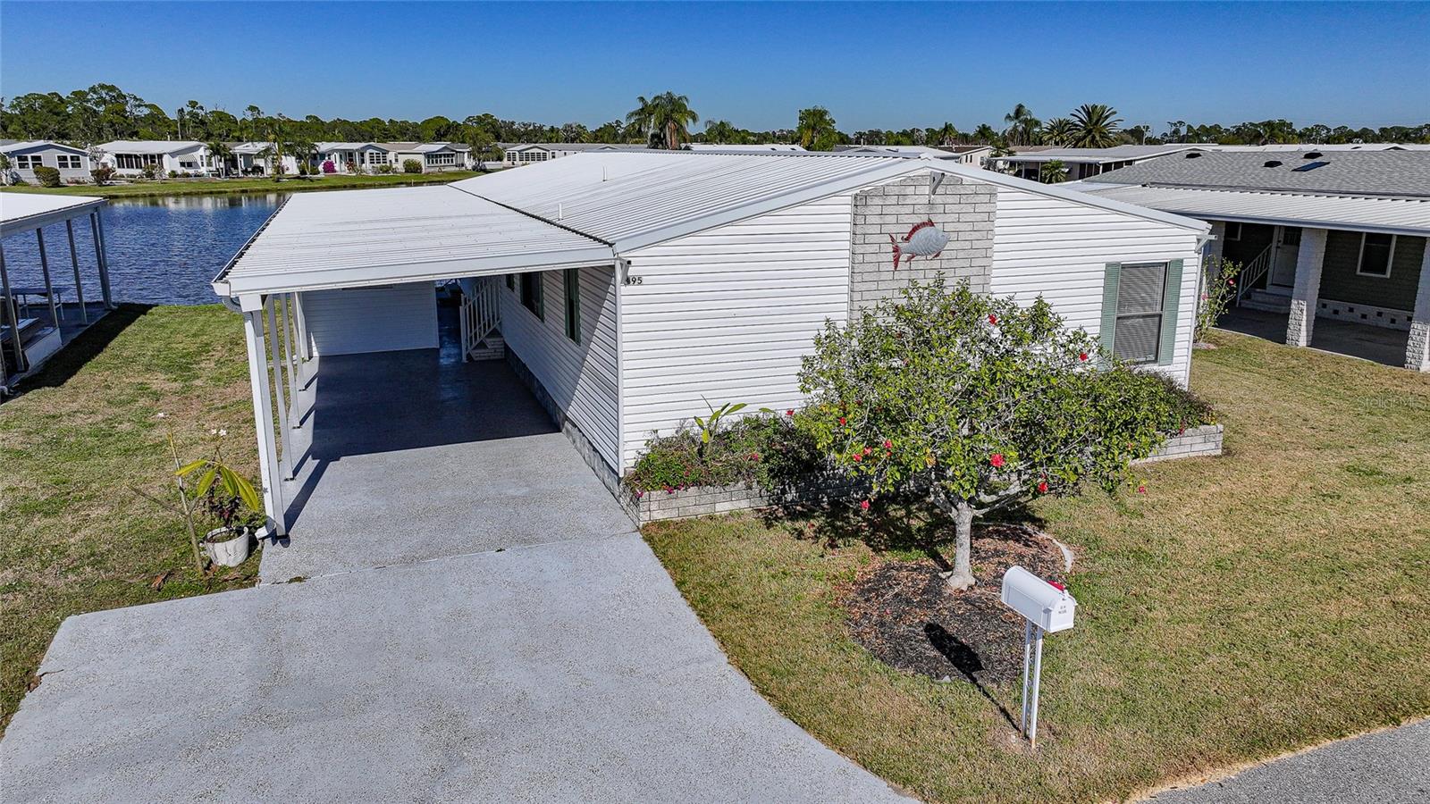 Image 52 of 67 For 495 Schooner Street