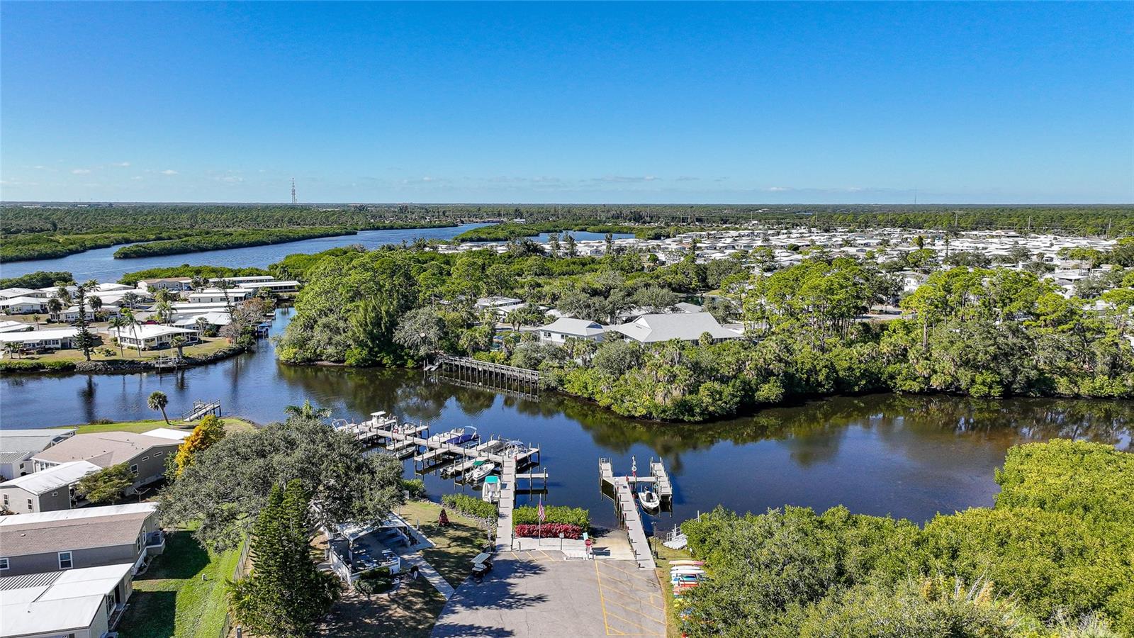 Image 61 of 67 For 495 Schooner Street