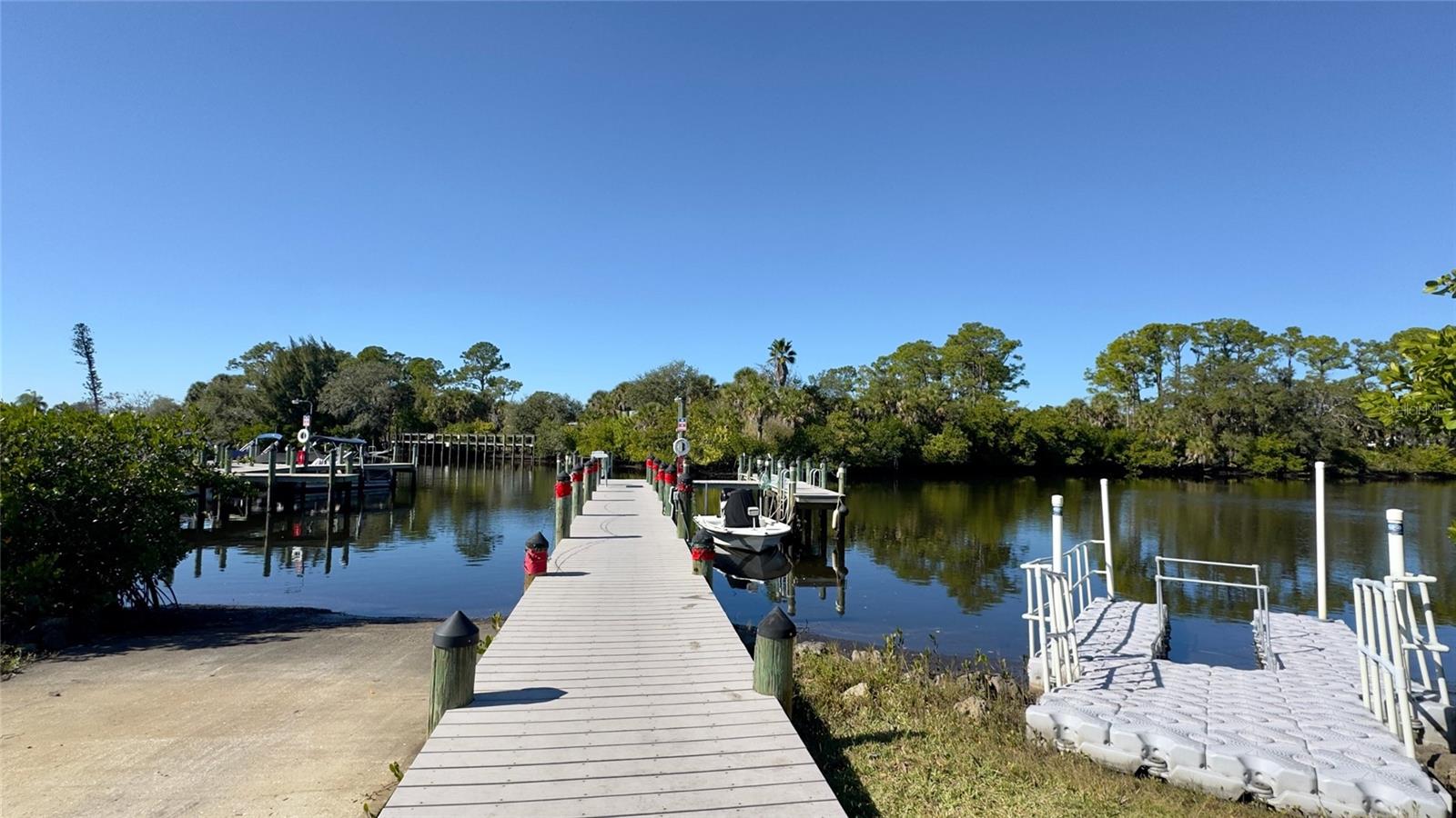 Image 66 of 67 For 495 Schooner Street