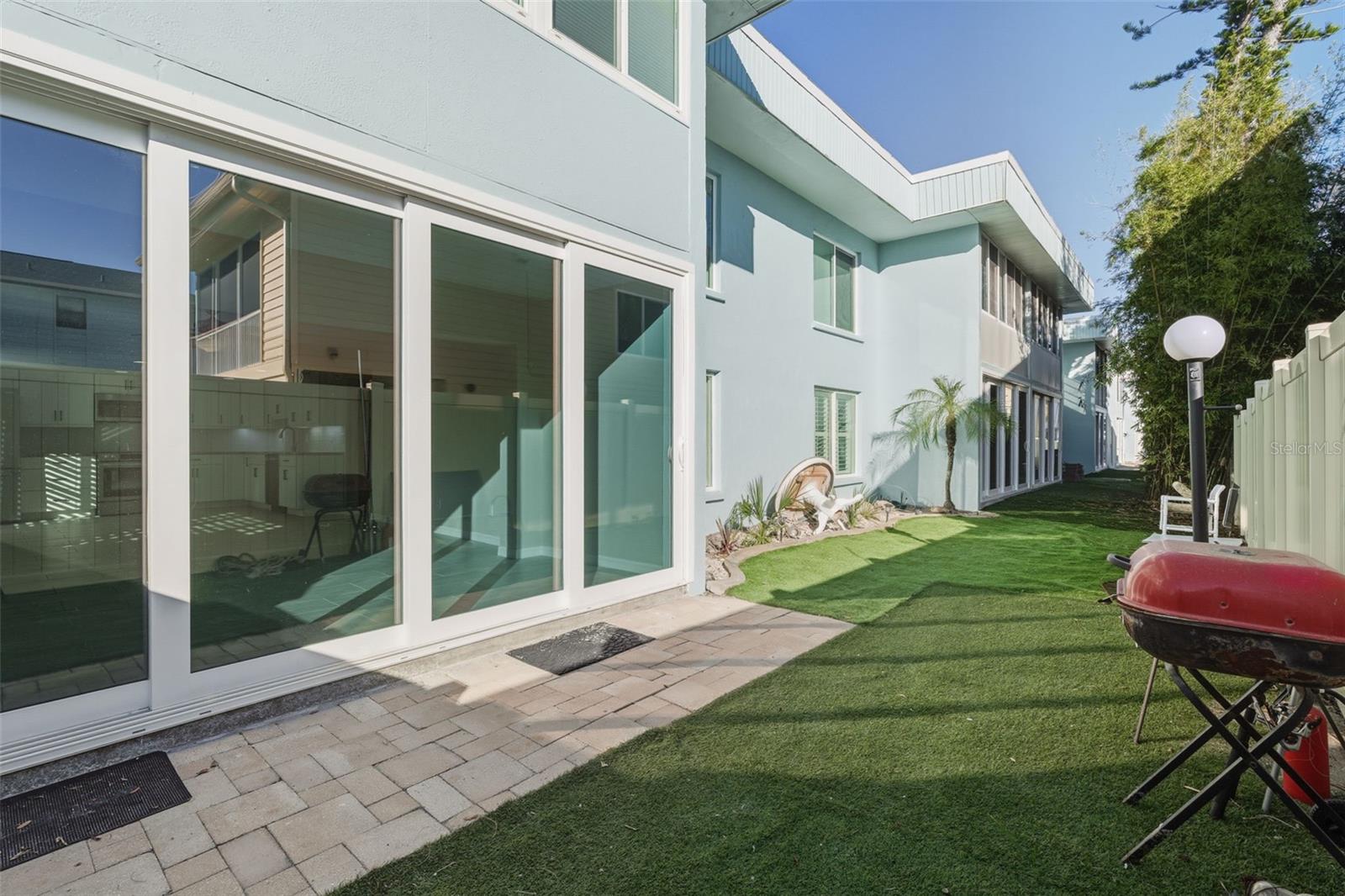 Image 27 of 36 For 5055 Beach Road 108