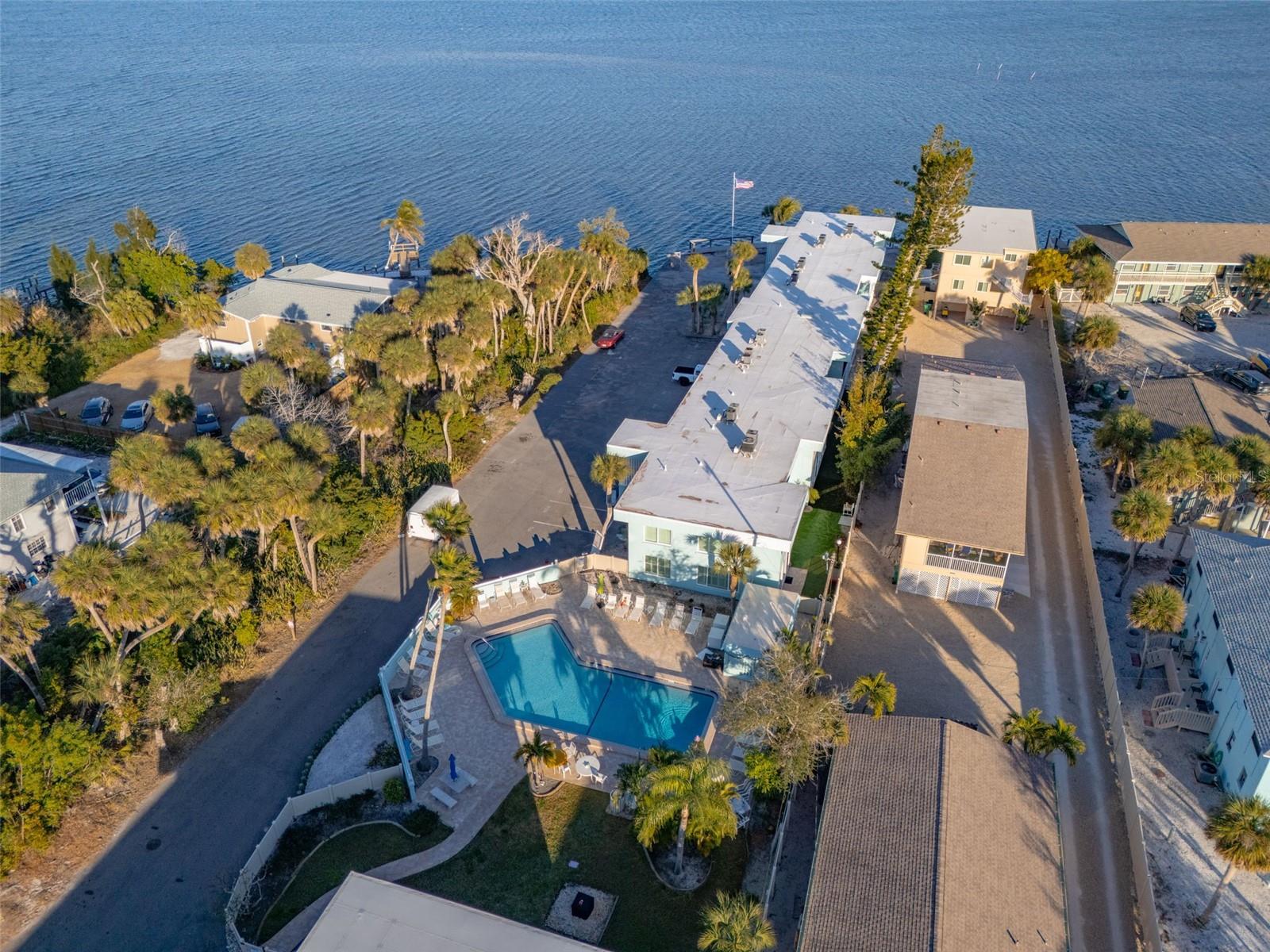 Image 31 of 36 For 5055 Beach Road 108