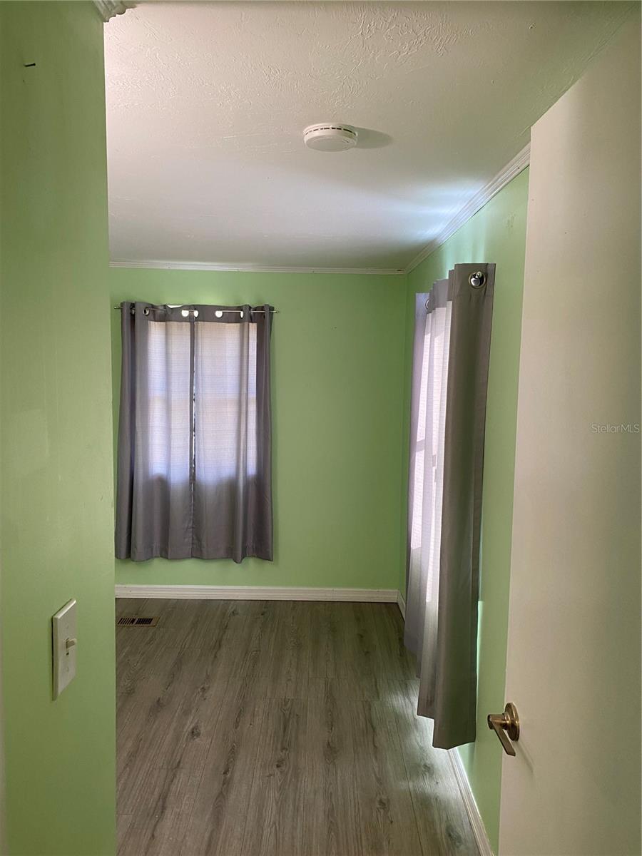 Image 39 of 44 For 11176 Grapefruit Lane