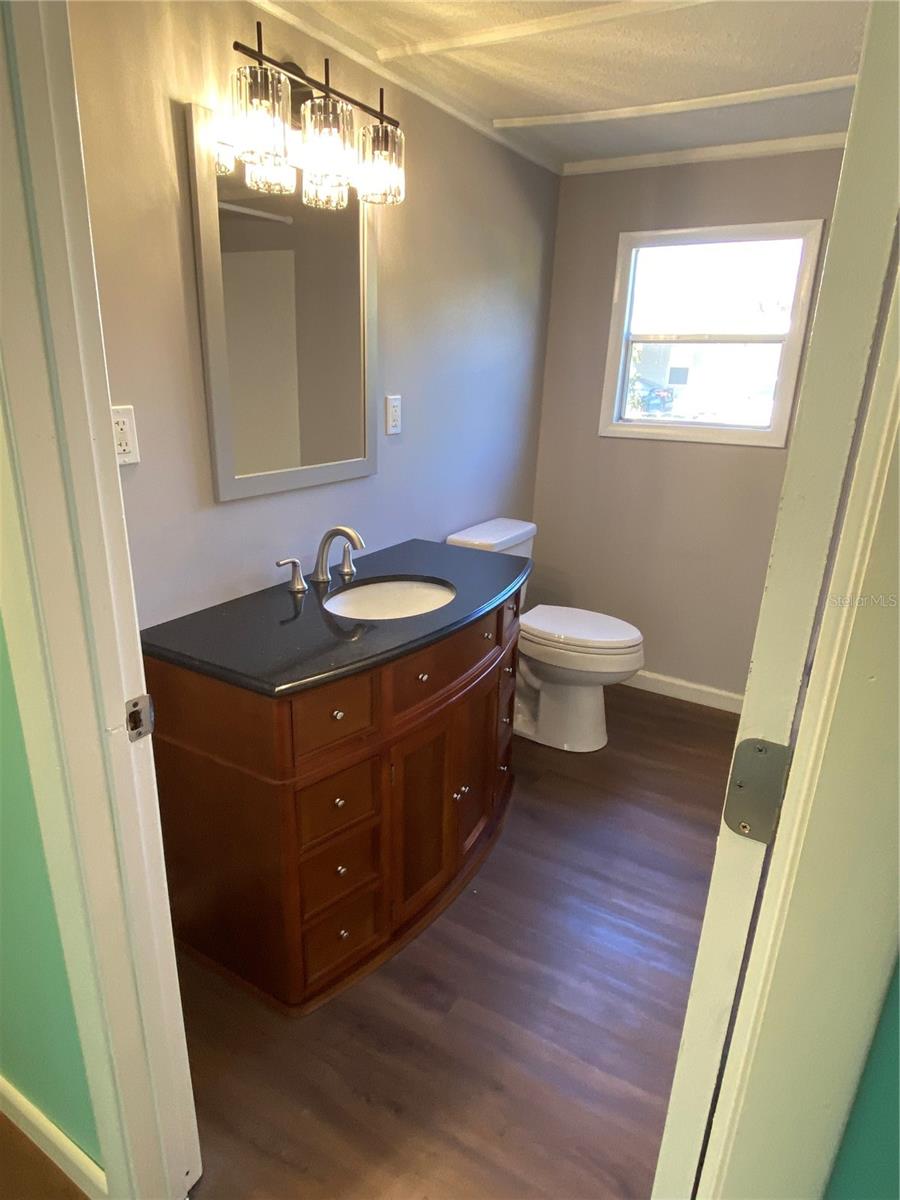 Image 8 of 44 For 11176 Grapefruit Lane