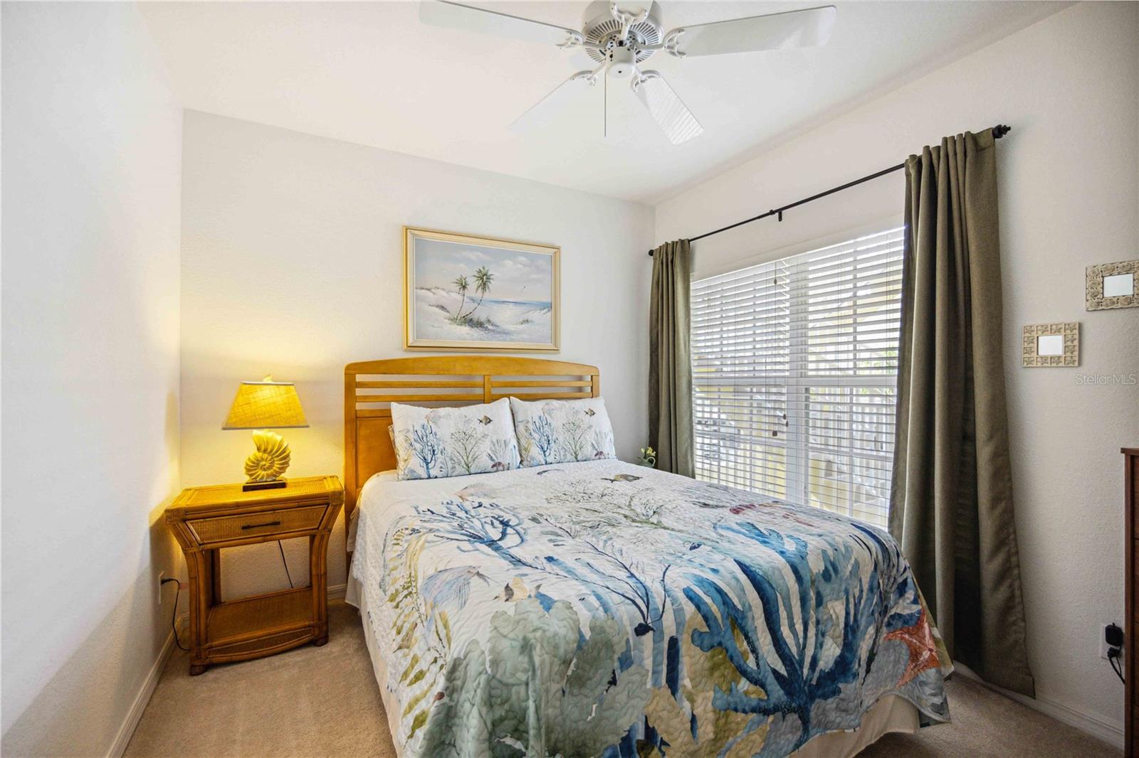 Image 21 of 37 For 19325 Water Oak Drive 201